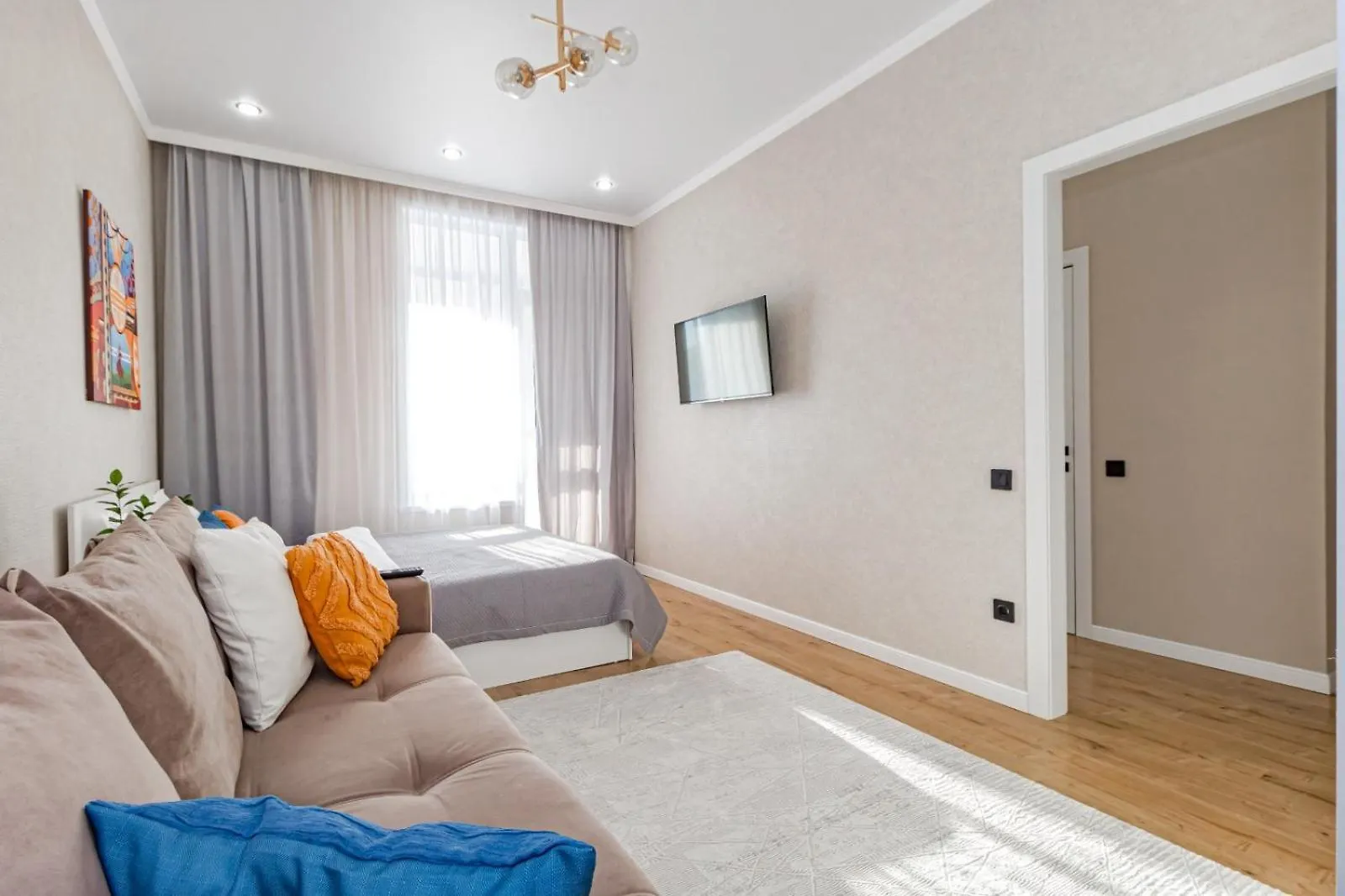 Шикарная Квартира В Центре Города Astana Apartment